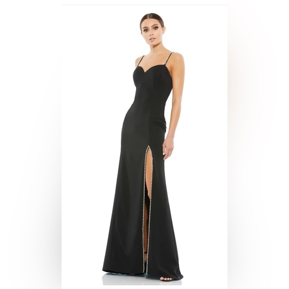 NWT Sweetheart Neckline Evening Gown w/ Rhinestone Accents Black 6 - Picture 1 of 11